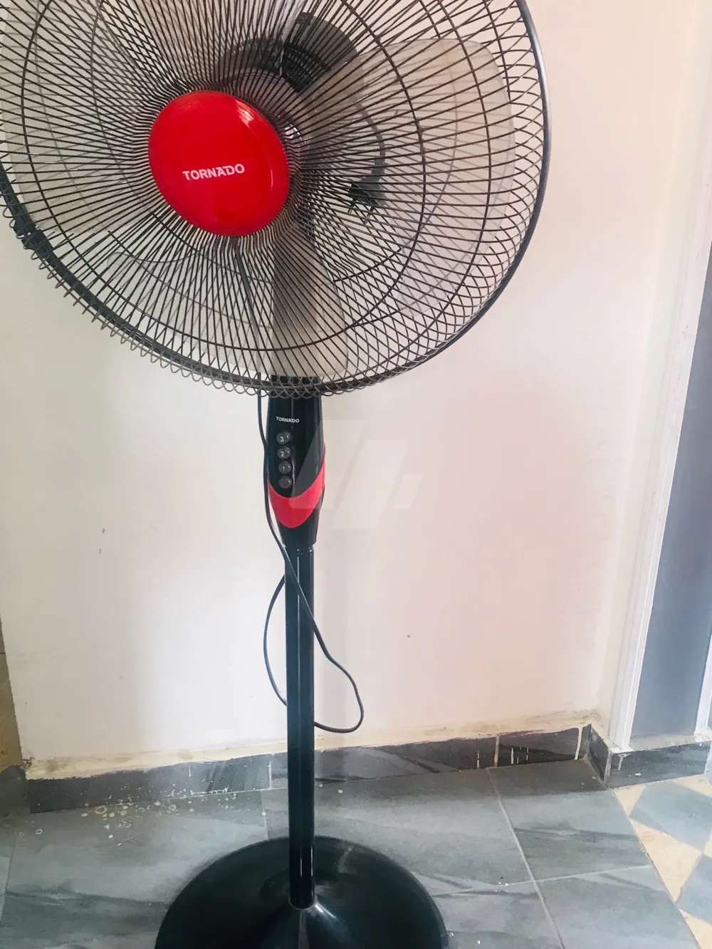 مروحة ستاند للبيع