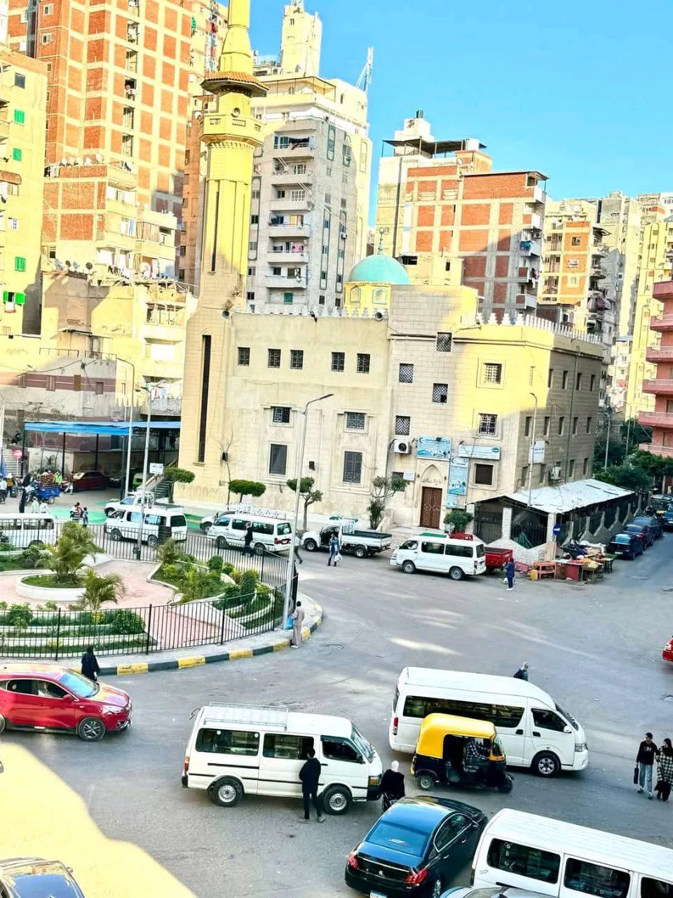 شقق في المندرة على البحر مباشر